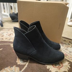 Me Too Black Suede Slip On Ankle Booties, Size